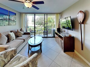 Condo (2 Bedrooms) | Property amenity