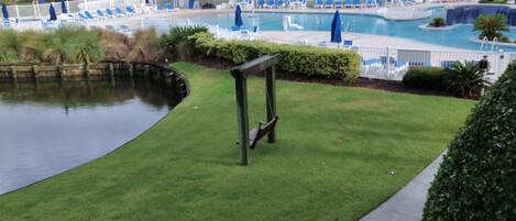 Innendørsbasseng og utendørsbasseng