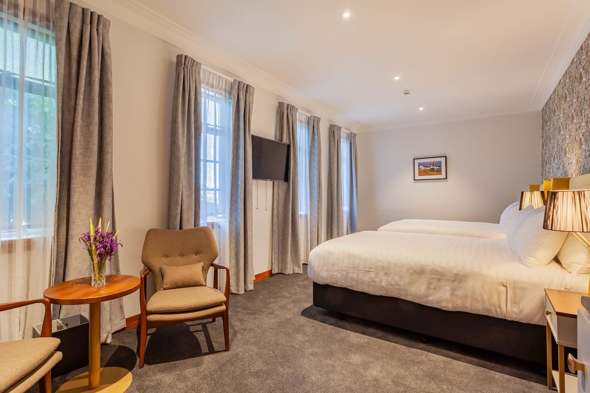 1 bedroom, in-room safe, iron/ironing board, free wifi