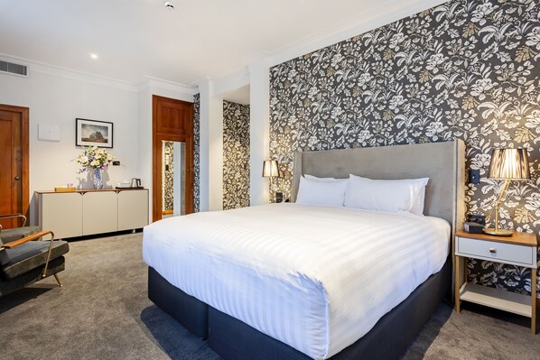 Värdeförvaringsskåp på rummet, strykjärn/strykbräda och gratis wi-fi