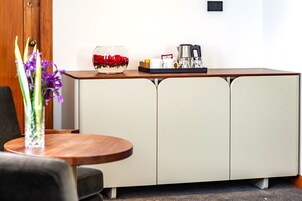 Kamar Eksekutif | Area keluarga | Smart TV