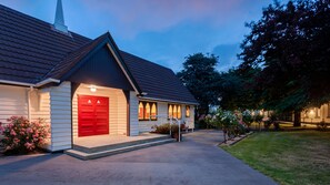 บริเวณภายนอก