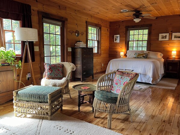 1 bedroom, iron/ironing board, travel cot, free WiFi