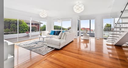 Bridport Sunrise Escape