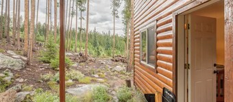 Red Feather Woodland Retreat, Family and Pet Friendly, 4 beds