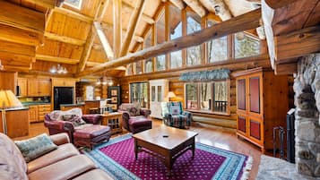 TV connectée, cheminée