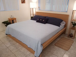 2 Schlafzimmer, Schreibtisch, Bügeleisen/Bügelbrett, kostenloses WLAN