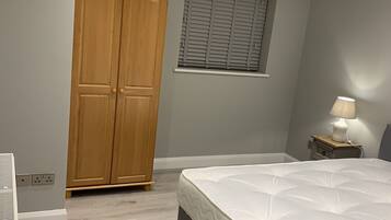 Maison | 2 chambres, fer et planche à repasser, Wi-Fi gratuit