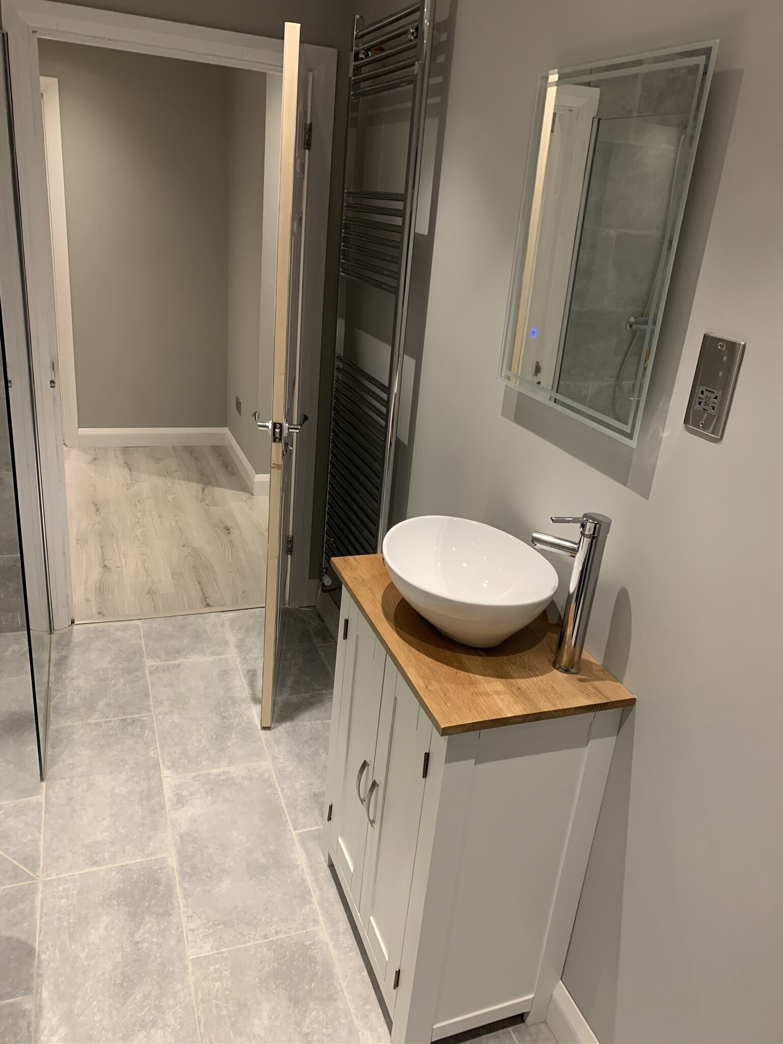 House | Bathroom | Separate tub and shower, deep soaking tub, hair dryer