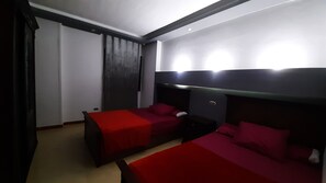 Apartemen Royal | Seprai katun Mesir, seprai premium, dan busa memori