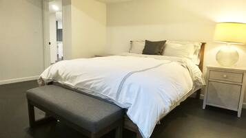 2 bedrooms, desk, iron/ironing board, free WiFi