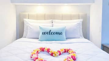 Een bureau, gratis wifi, beddengoed