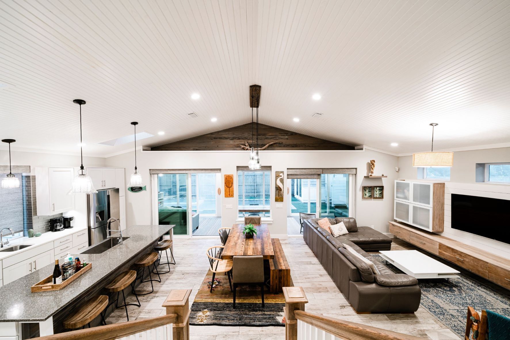 Smart TV, DVD player