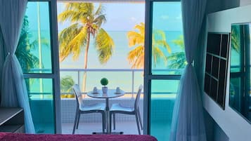 Leilighet – elite | Sengetøy av topp kvalitet, skrivebord, wi-fi (inkludert) og sengetøy