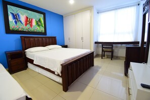 Basic Apartment | 1 bedroom, free WiFi - Apartamento Con Balcon - Piso 8 (Cartagena)