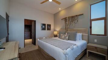 3 bedrooms, iron/ironing board, travel crib, free WiFi