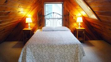 2 bedrooms, free Internet, bed sheets