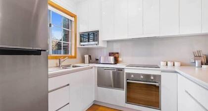 Cozy 2-Bed Villa in Prime Location with parking