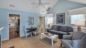 Unclassified image, 4 of 20, button - The Estates at Kings Creek (Williamsburg)