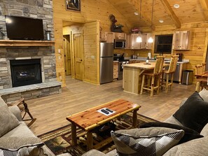 Smart TV, fireplace