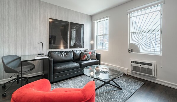 Unclassified image, 1 of 9, button