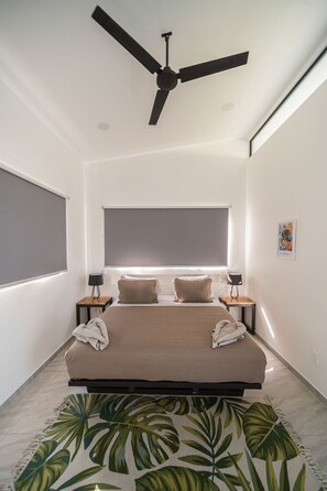 6 bedrooms, in-room safe, desk, free WiFi