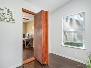 Interior - Spacious Home near Surf Ranch w/Pool! (Lemoore)
