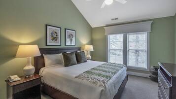 2 bedrooms, laptop workspace, iron/ironing board, WiFi