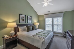 2 habitaciones y espacio para trabajar con laptop 