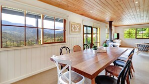 Dining - Alpine Sadler Retreat (Merrijig)