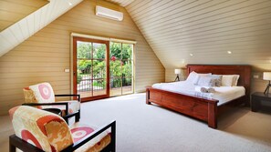 4 bedrooms, iron/ironing board, WiFi, bed sheets - Alpine Sadler Retreat (Merrijig)