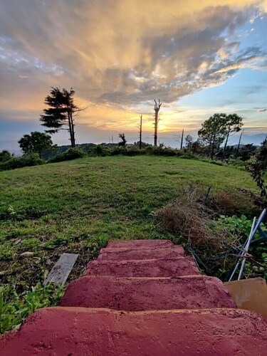 Pre independence 2 BHK Bungalow,Dalhousie,Himachal