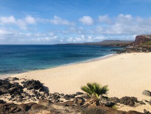 Ubicación a pie de playa, tumbonas y toallas de playa