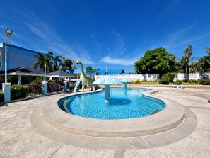 Piscine extérieure