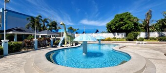 Kawayan Kiling Resort by Cocotel