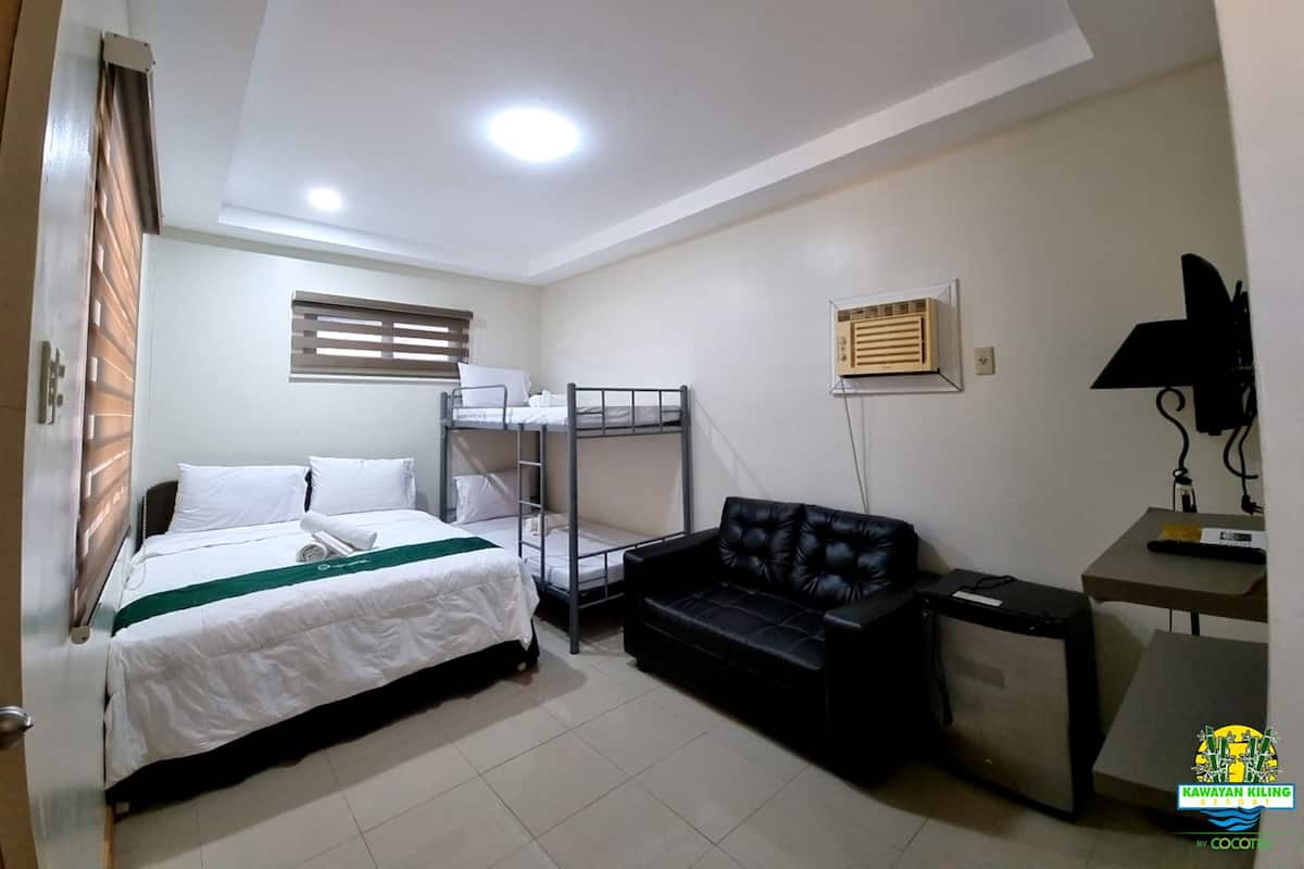 Room, Pool View | Bed sheets