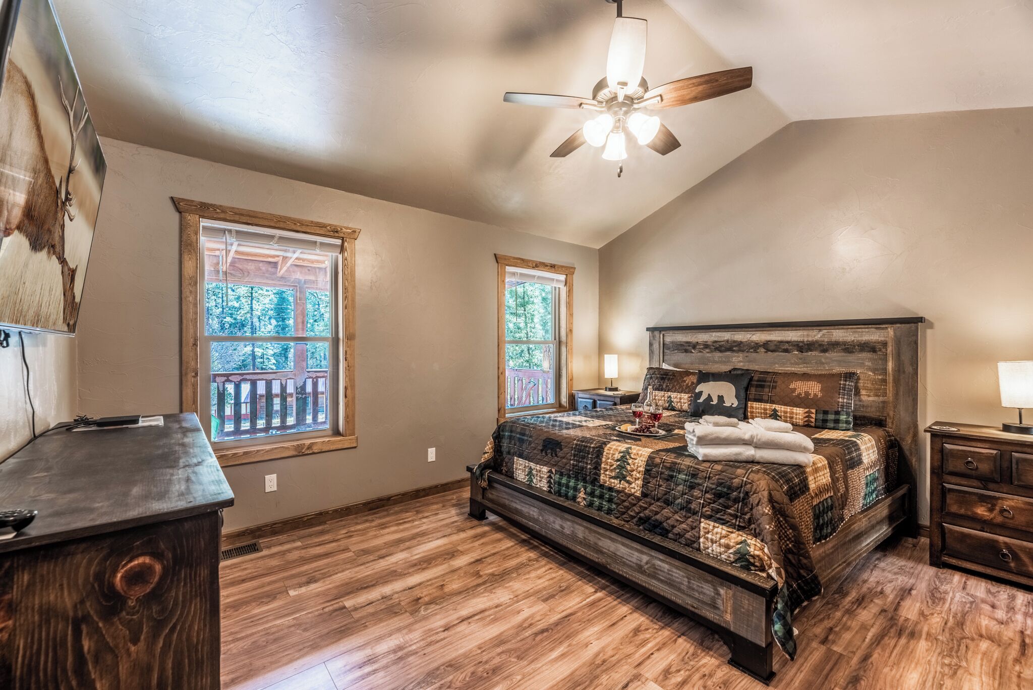 Studio (3 Bedrooms) | Property amenity