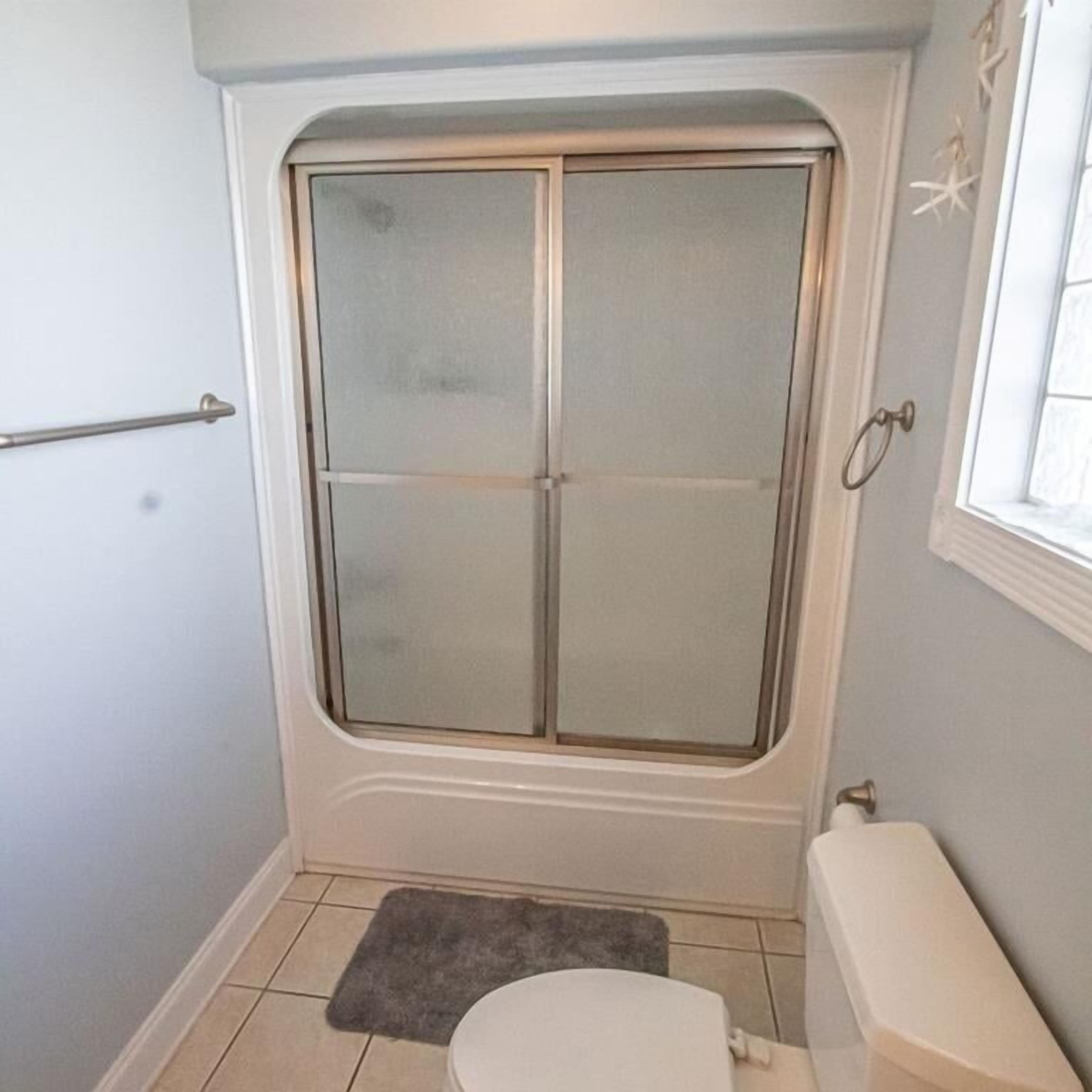 House, 5 Bedrooms | Bathroom