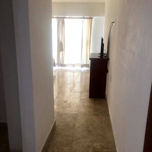 Tabla de planchar con plancha y wifi gratis 