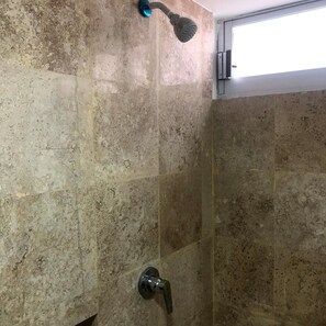 Ducha, toallas