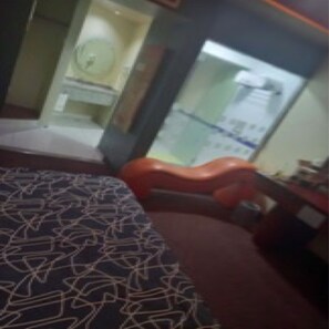 Classic Room | Free WiFi, bed sheets - HM Hotel y Suites Plaza (Mexico City)