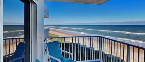 إطلالة من الشرفة