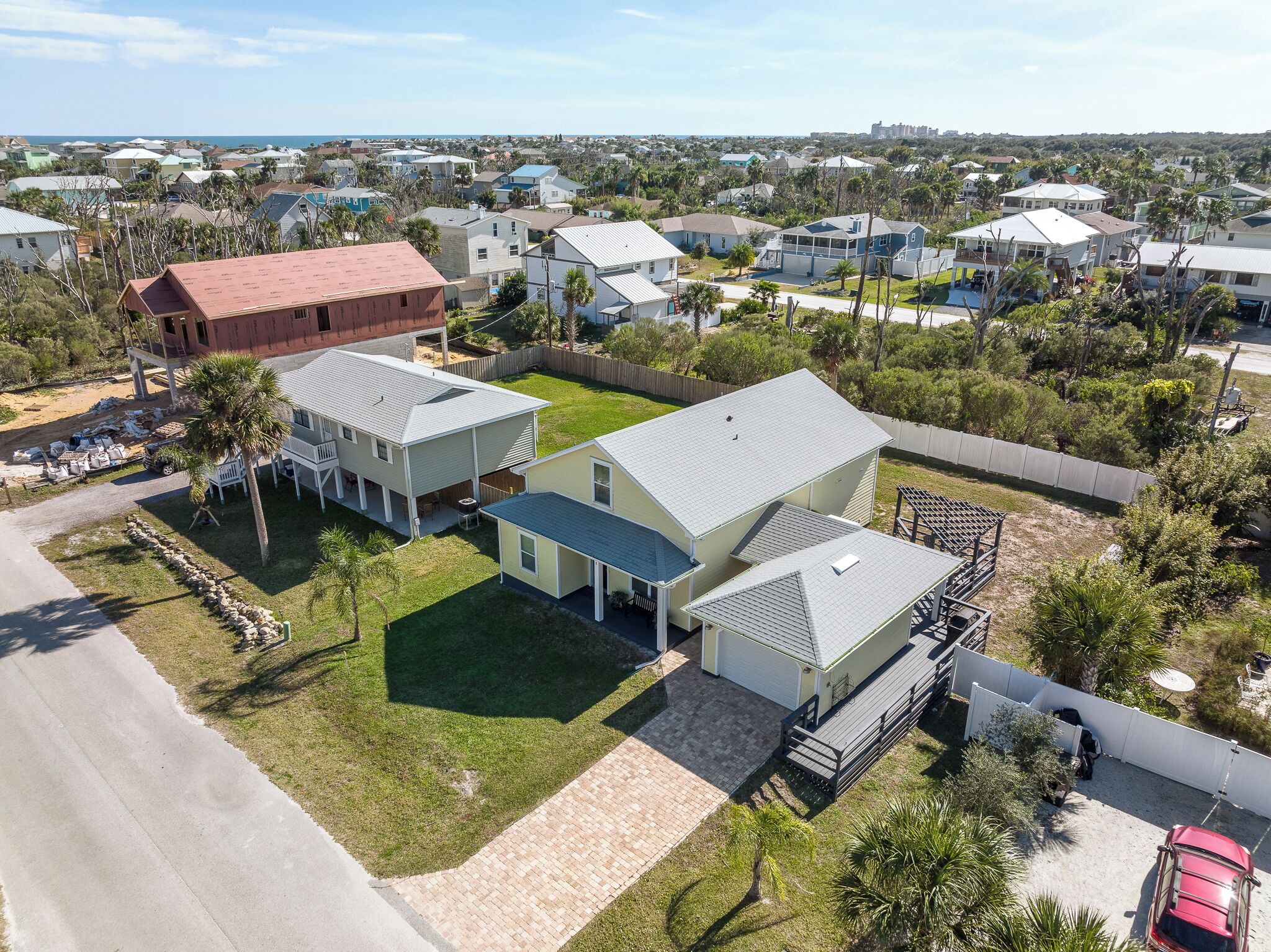 House (3 Bedrooms) | Property amenity