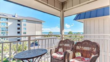 Condo, Multiple Beds, Beach View (404 - No Pets Allowed) | Property grounds