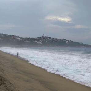 Front of property - HM Hotelito Julios (Acapulco)