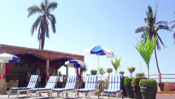 Outdoor pool - HM Hotel El Rey (Acapulco)