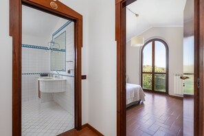 3 habitaciones, cuna de viaje y wifi gratis 
