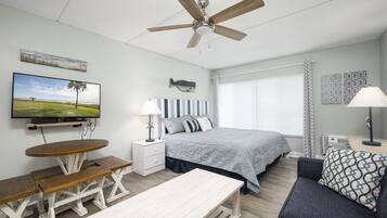 Kondominium, 1 Tempat Tidur King dengan tempat tidur Sofa, kolam renang pribadi | 1 kamar tidur, Wi-Fi gratis, dan seprai linen