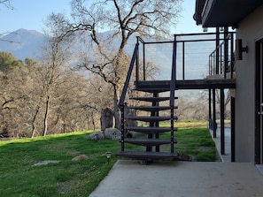 Property grounds - Matanah Meadows Farm, House Great for 2 Families, Sequoia National Park and Farm (Three Rivers)