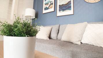 Apartment, 2 Bedrooms, Non Smoking, Balcony (301) | 2 bedrooms, iron/ironing board, free WiFi, bed sheets